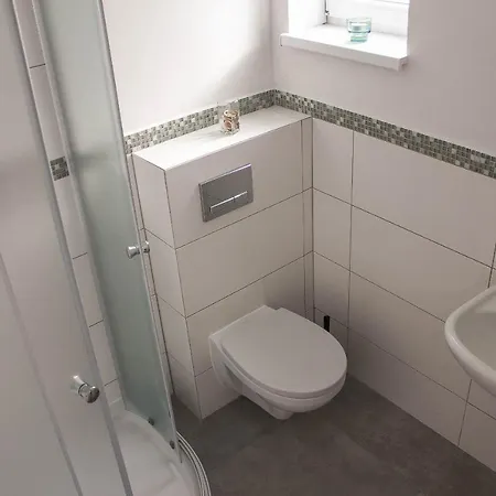 Lodge Bursztyn W Sarbinowie Blisko Morza *