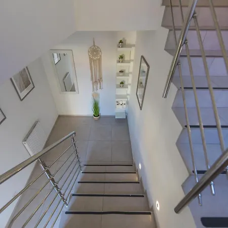 Bursztyn W Sarbinowie Blisko Morza Lodge