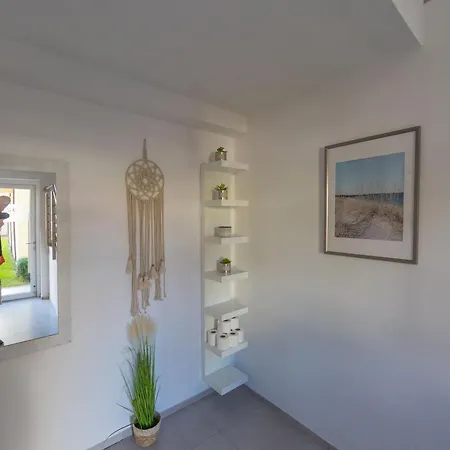 Bursztyn W Sarbinowie Blisko Morza * 사르비노보