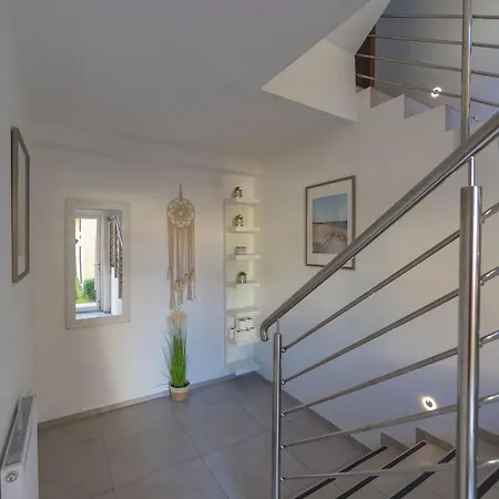 Bursztyn W Sarbinowie Blisko Morza Lodge Sarbinowo