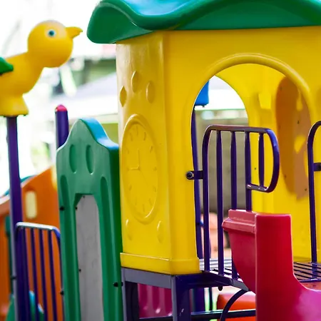 Bursztyn W Sarbinowie Blisko Morza 사르비노보