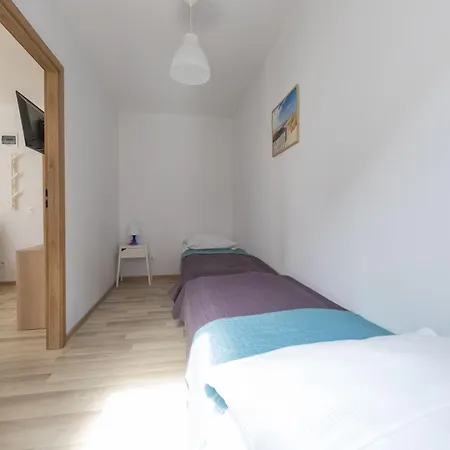 Bursztyn W Sarbinowie Blisko Morza * Sarbinowo