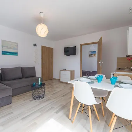 Bursztyn W Sarbinowie Blisko Morza Lodge