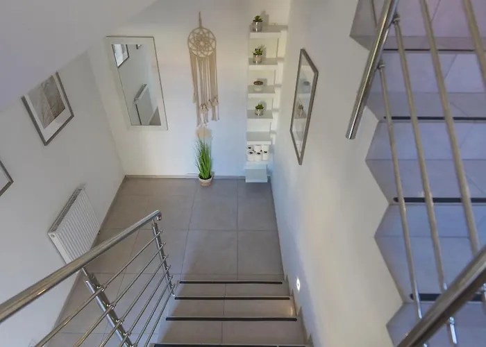 Bursztyn W Sarbinowie Blisko Morza Lodge