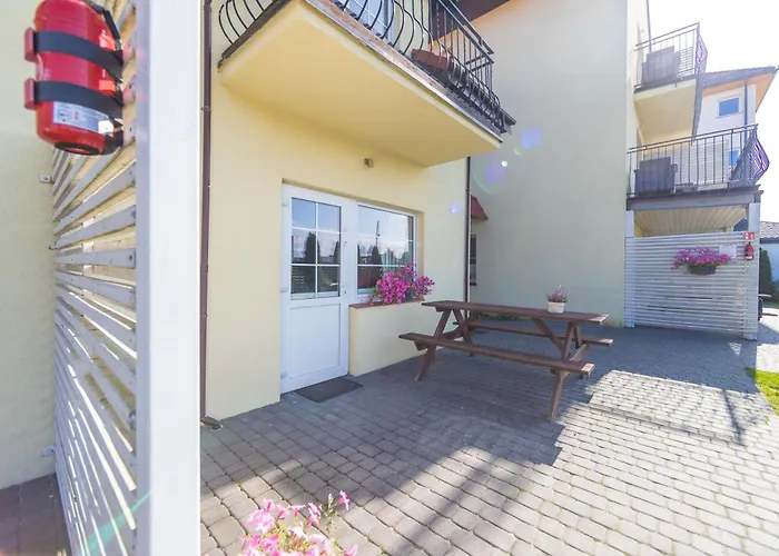 Lodge Bursztyn W Sarbinowie Blisko Morza *