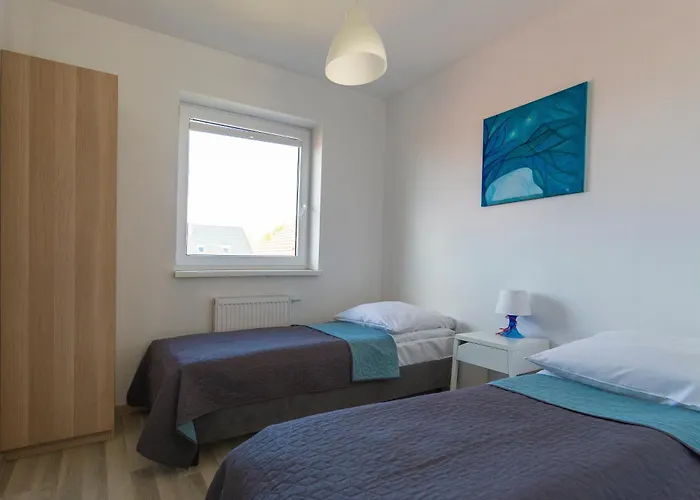 Bursztyn W Sarbinowie Blisko Morza *