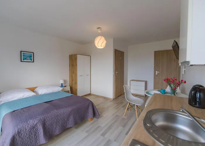 Lodge Bursztyn W Sarbinowie Blisko Morza