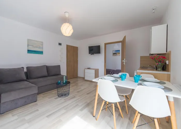 Bursztyn W Sarbinowie Blisko Morza Lodge