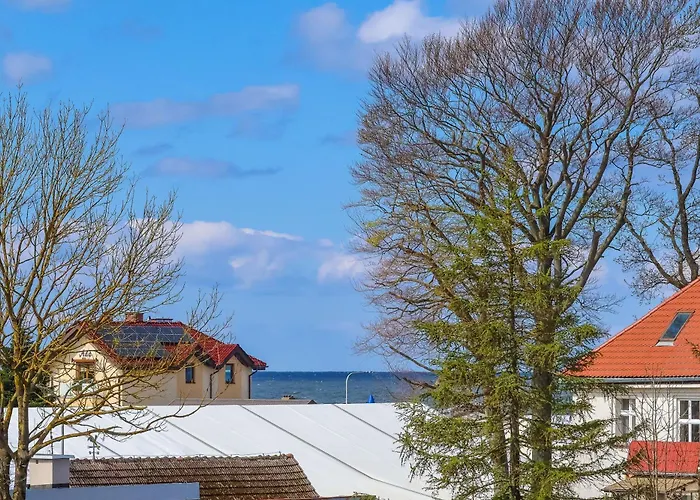 Lodge Bursztyn W Sarbinowie Blisko Morza